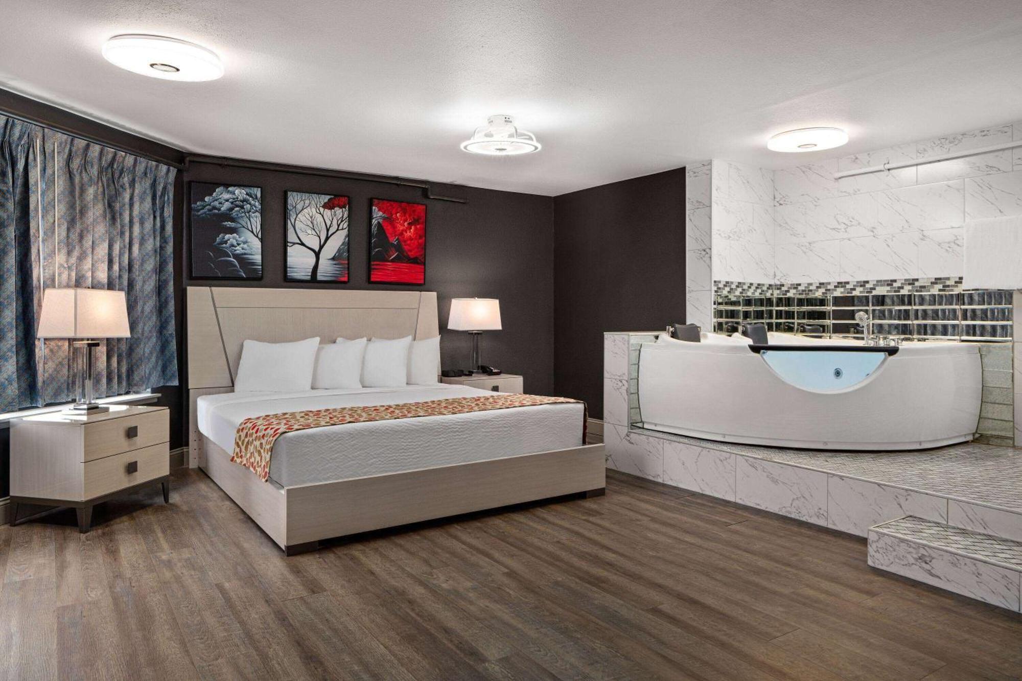 Days Inn By Wyndham Lakewood South Tacoma Экстерьер фото