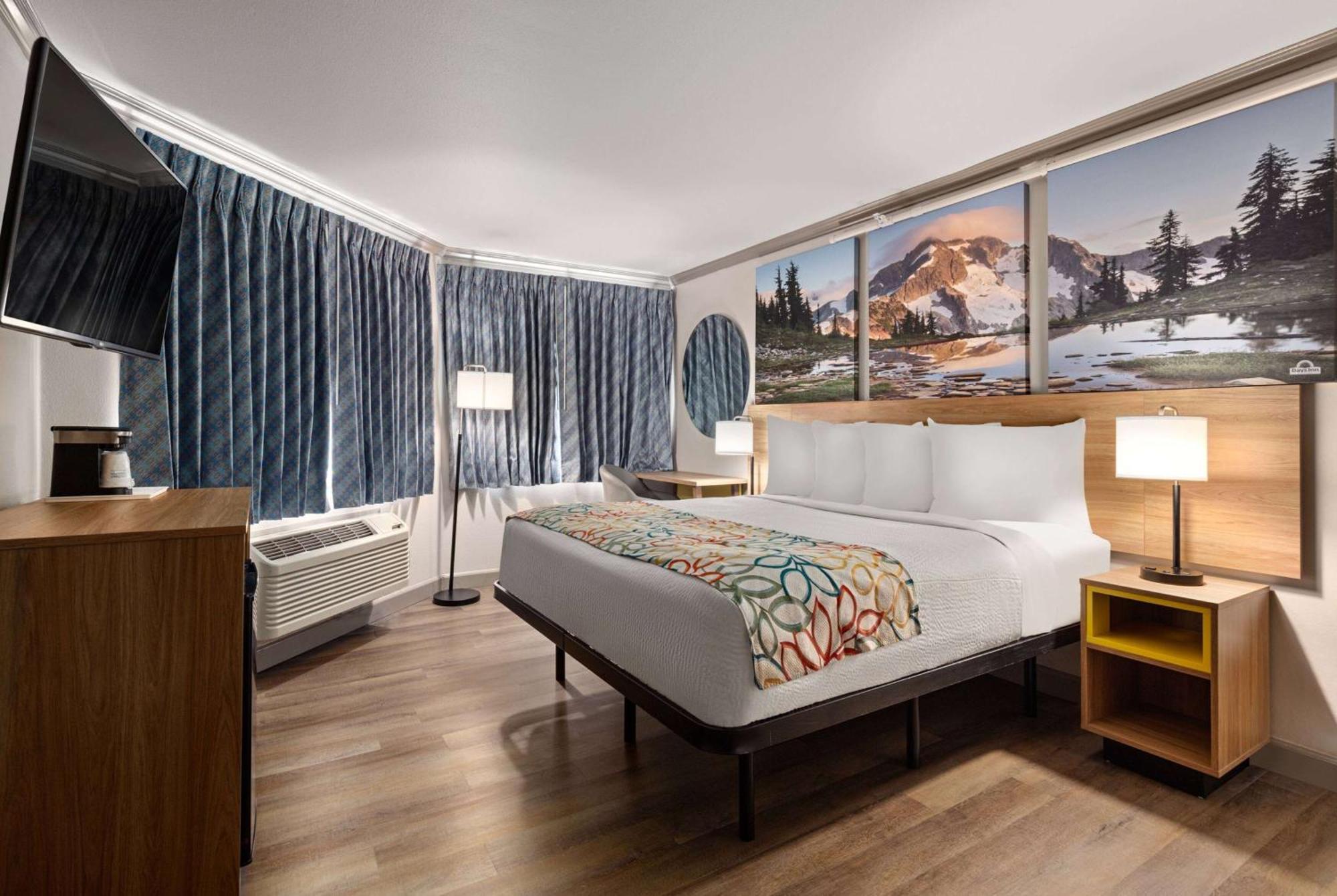 Days Inn By Wyndham Lakewood South Tacoma Экстерьер фото